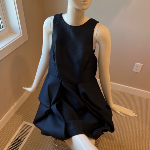 Tibi Navy blue, size 12 designer dress, MINT! NWT NEW Open back detail - Picture 5 of 10